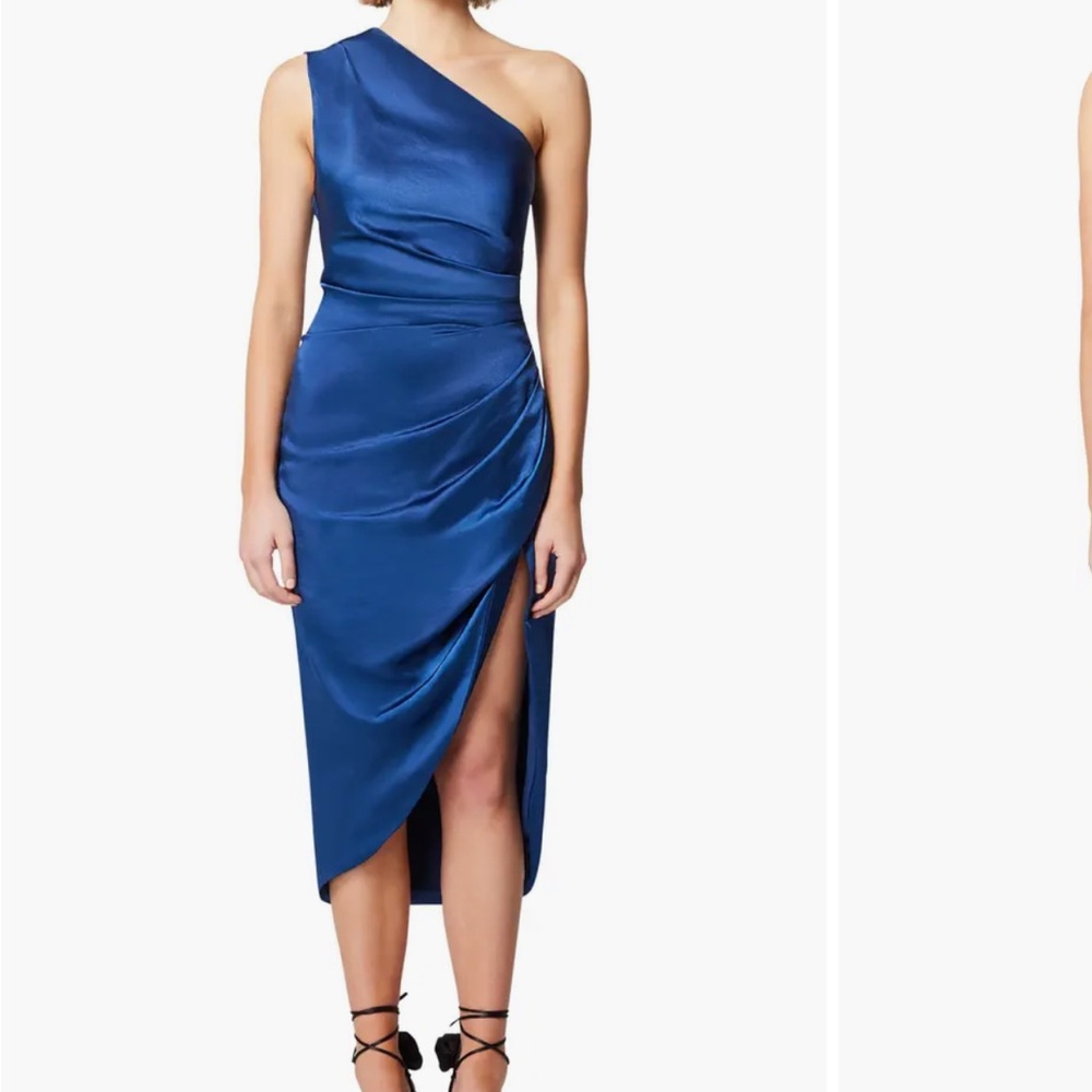 Elliatt Cassini One-Shoulder Dress navy blue